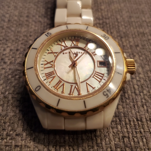 Swiss legend karamica watch in beige & Rose gold - Picture 3 of 8